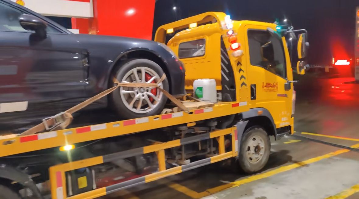 孝感行车途中遇到突发状况该如何呼叫道路救援？